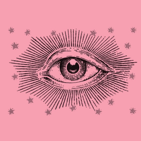 Meet your Posher, Nicole - Picture 2 of 2